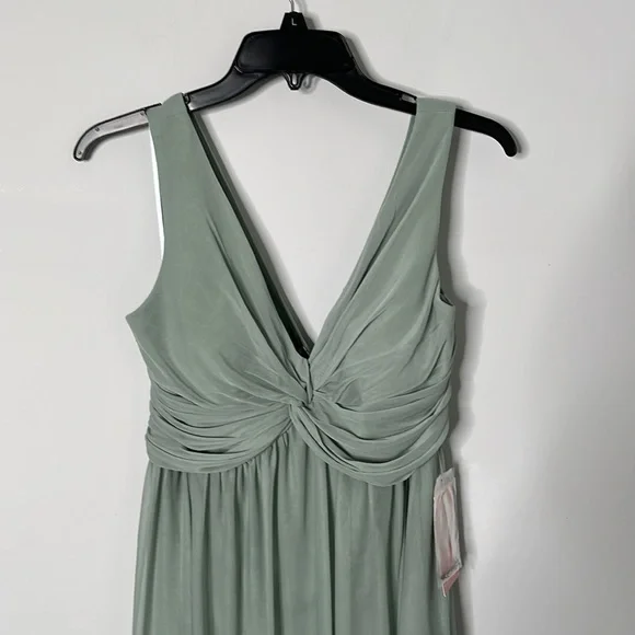Birdy Grey Lianna Sage Maxi Dress - Picture 3 of 9